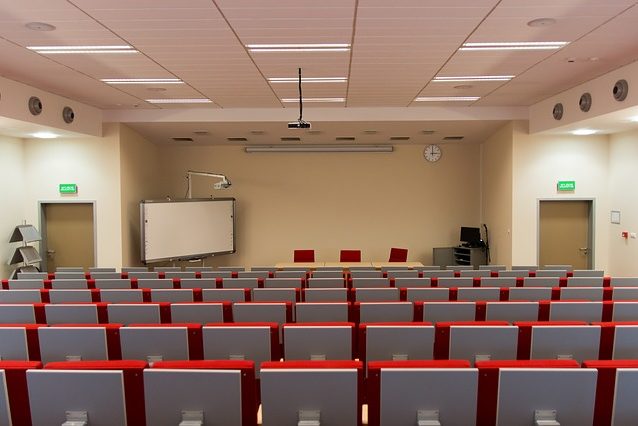 cropped-room-2775442_640.jpg